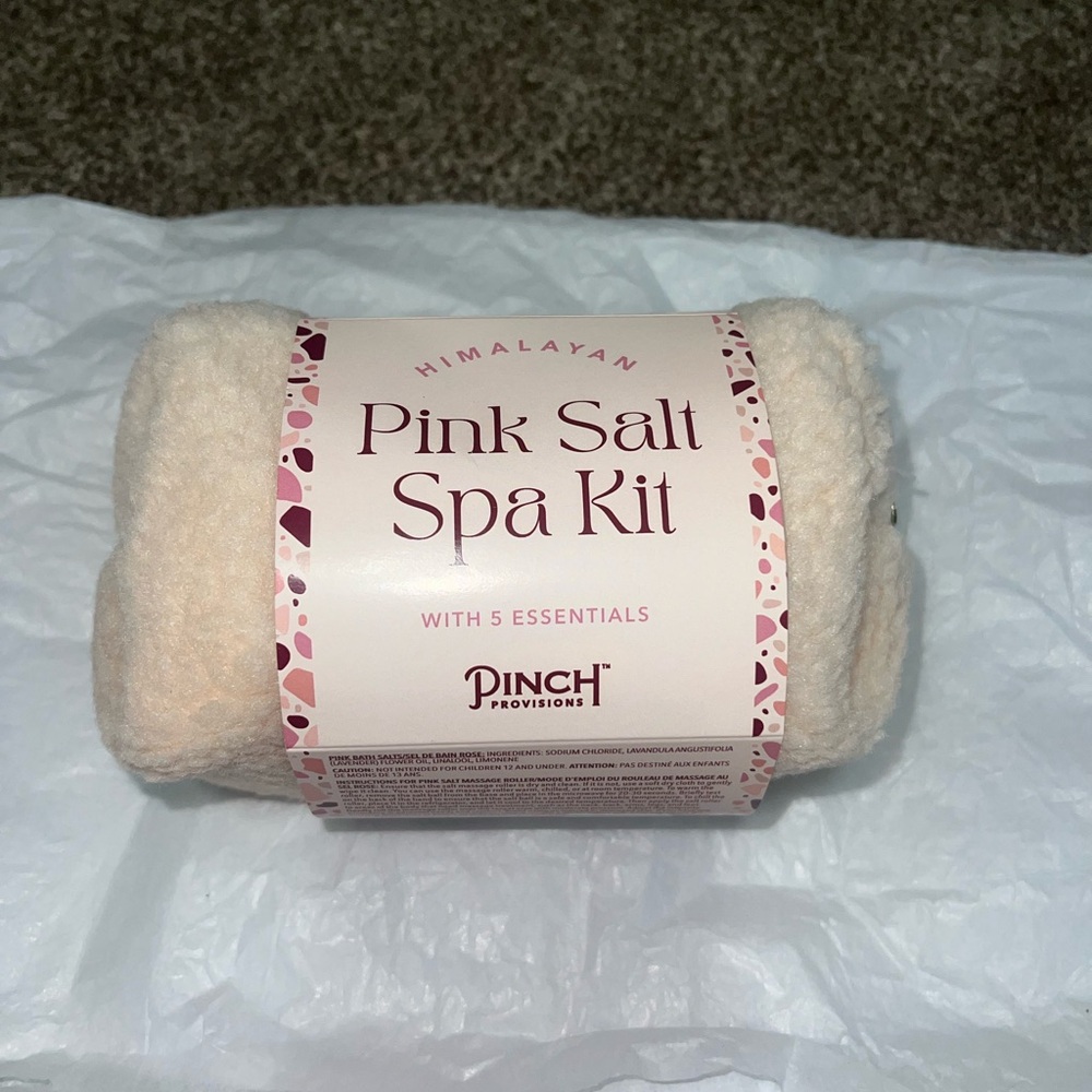 New Pinch Provisions Pink Salt Spa Kit – Women's Bath & Body Set